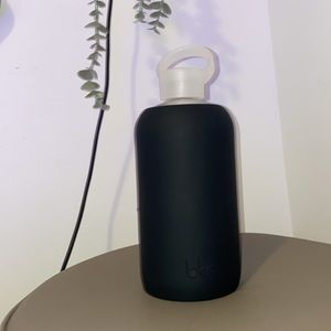 bkr Glass Water Bottle Jet Opaque Black - 1L New w/o Box